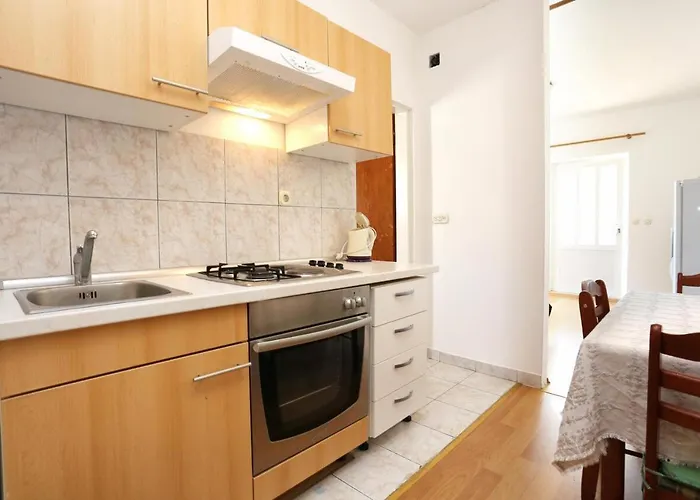 With Parking Space Orebic, Peljesac - 10102