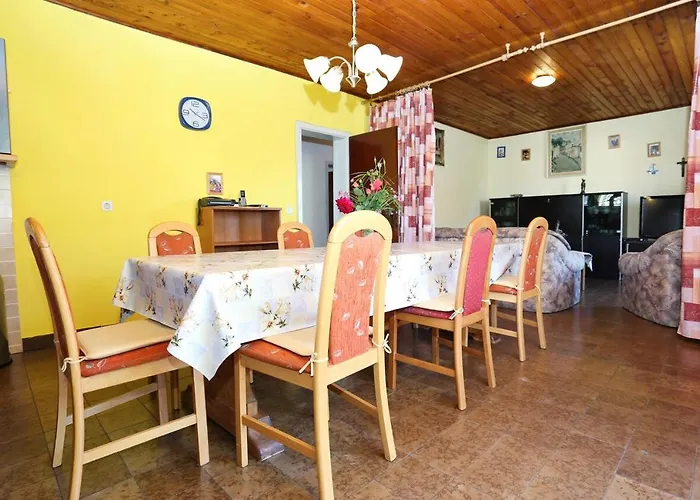 With Parking Space Orebic, Peljesac - 10102