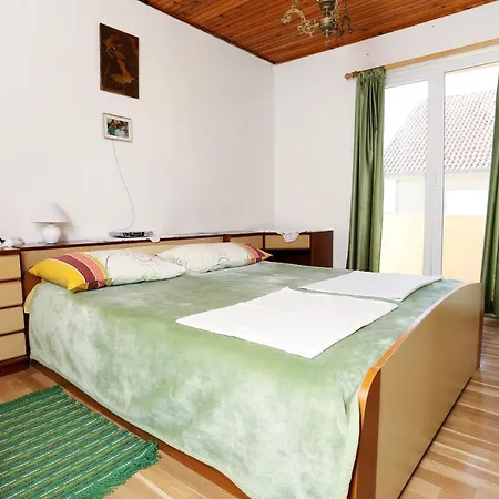 Apartments With Parking Space Orebic, Peljesac - 10102 Apartment