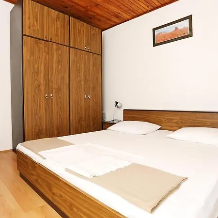 아파트 With Parking Space Orebic, Peljesac - 10102
